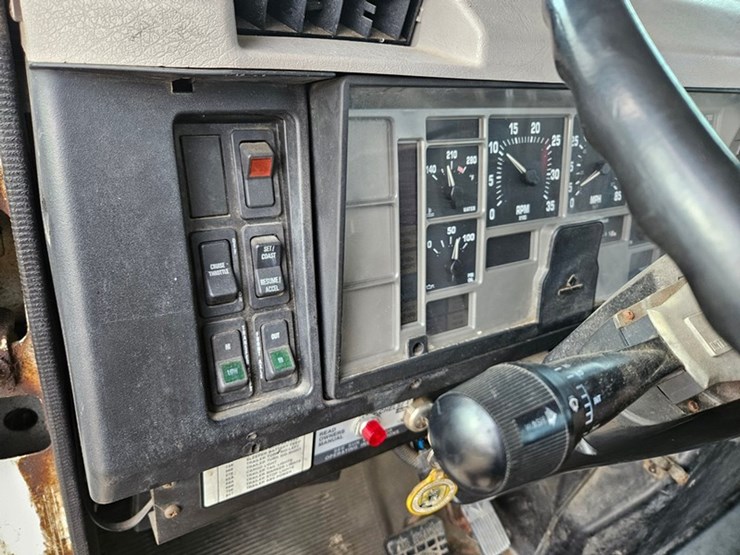 2000-international-4800-image-73