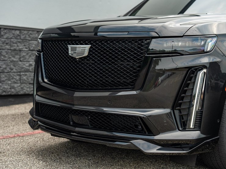 2024-cadillac-escalade-esv-image-11