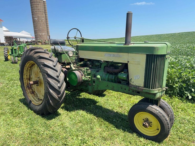 john-deere-70-image-7