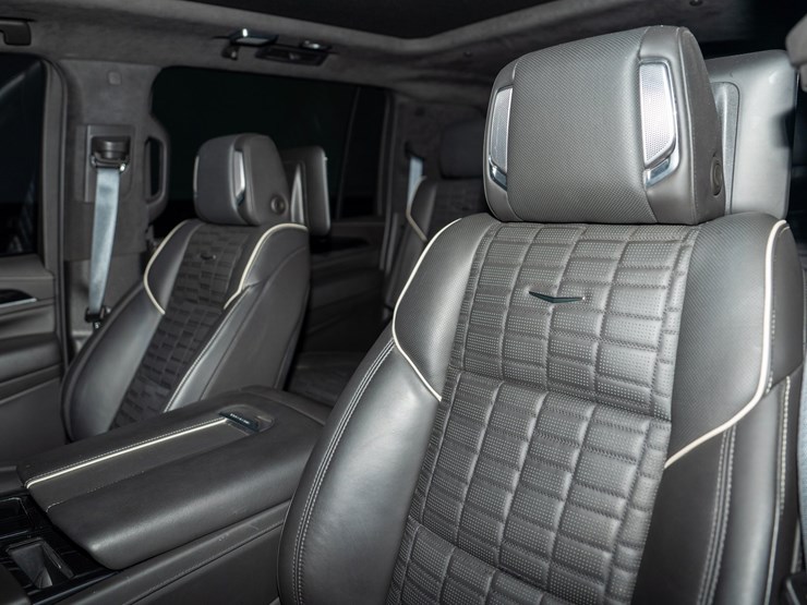2024-cadillac-escalade-esv-image-44