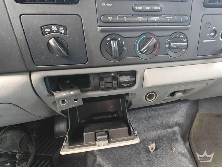 2006-ford-f350-image-24