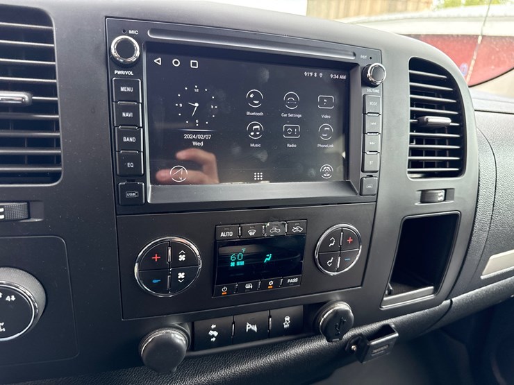 2013-chevrolet-silverado-1500-image-18