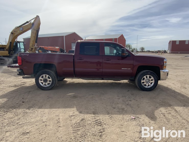 2015-chevrolet-silverado-2500-image-4
