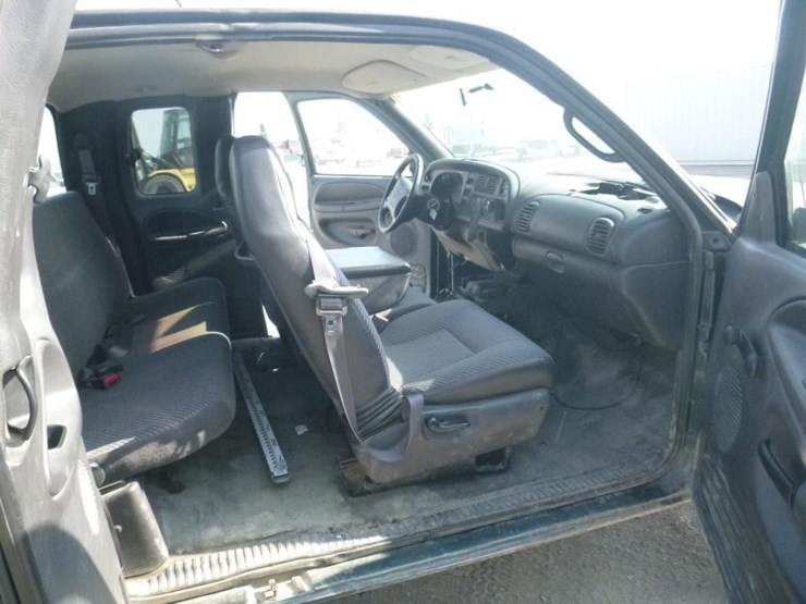 2001-dodge-ram-2500-image-6