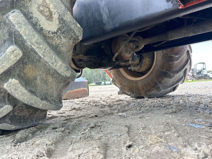 2012-ditch-witch-rt80-image-38