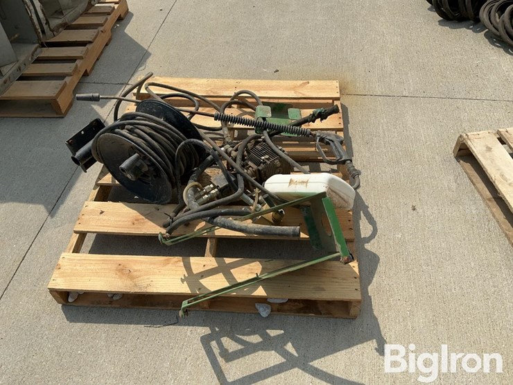 john-deere-4930-image-6