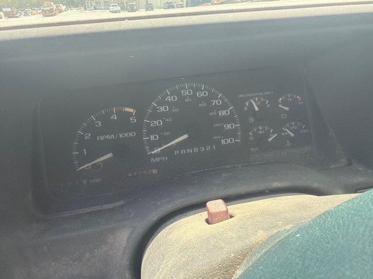 1995-gmc-1500-image-16