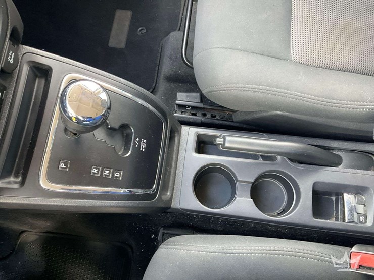 2013-jeep-compass-image-17