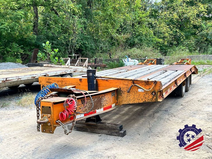 2013-better-built-22.5t-dual-t/a-equipment-trailer-image-13