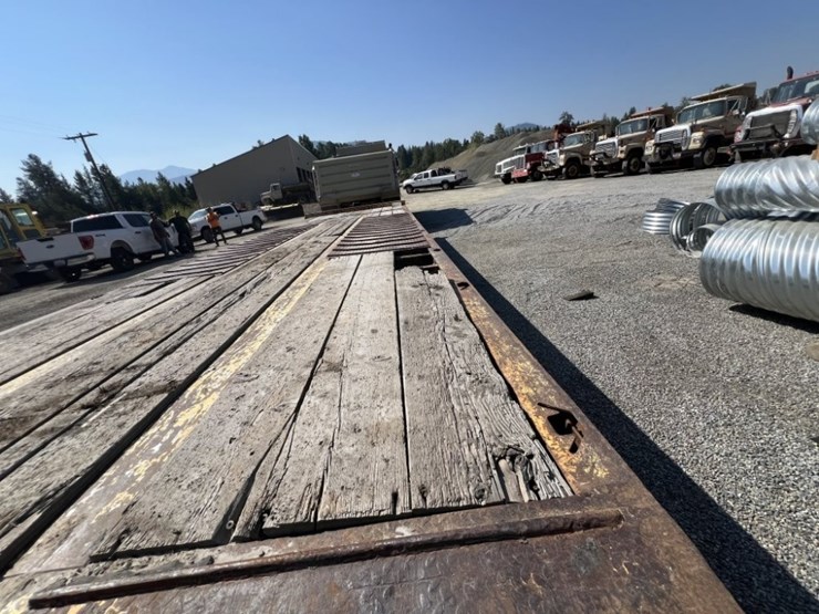 1995-gem-state-tri-axle-equipment-trailer-image-14