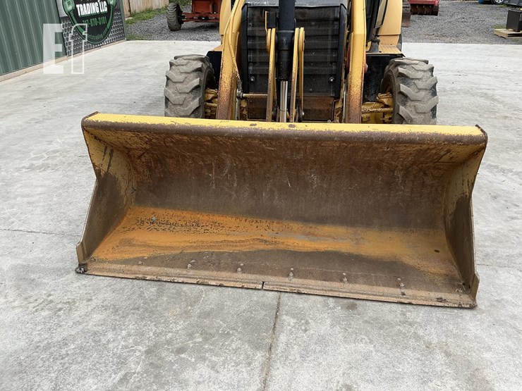 2015-caterpillar-416f-image-9