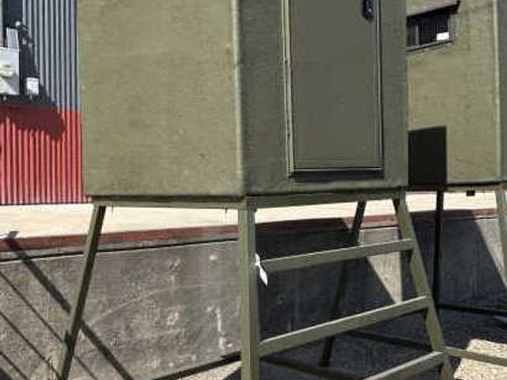 #38-•-t-box-blinds-4x4-blind-w/-4x4x5-tower-image-2