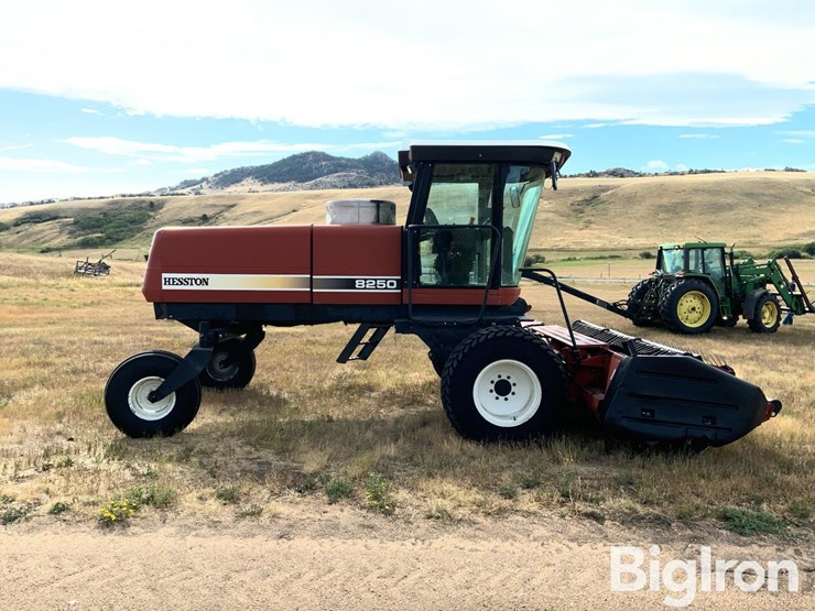 hesston-8250-image-4