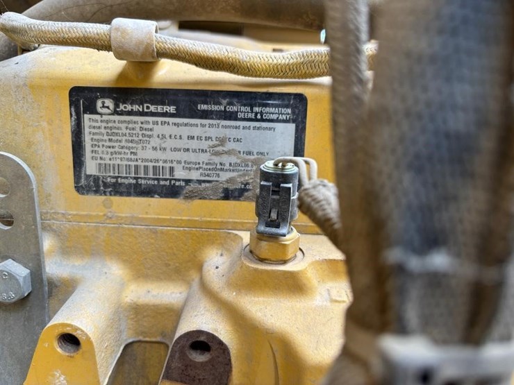 2013-deere-210k-ep-image-52