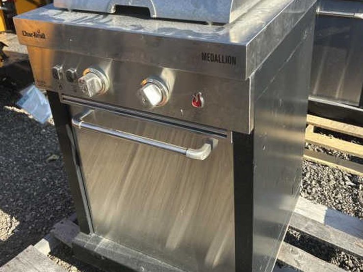 #206-•-5---piece-char-broil-medallion-outdoor-kitchen-image-8