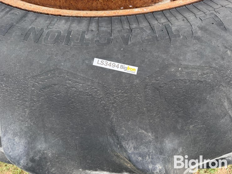 john-deere-4320-image-15
