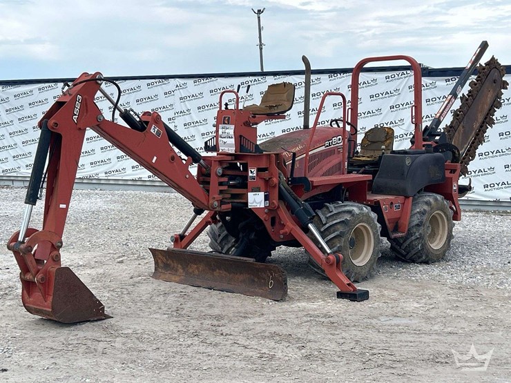 2012-ditch-witch-rt80-image-1
