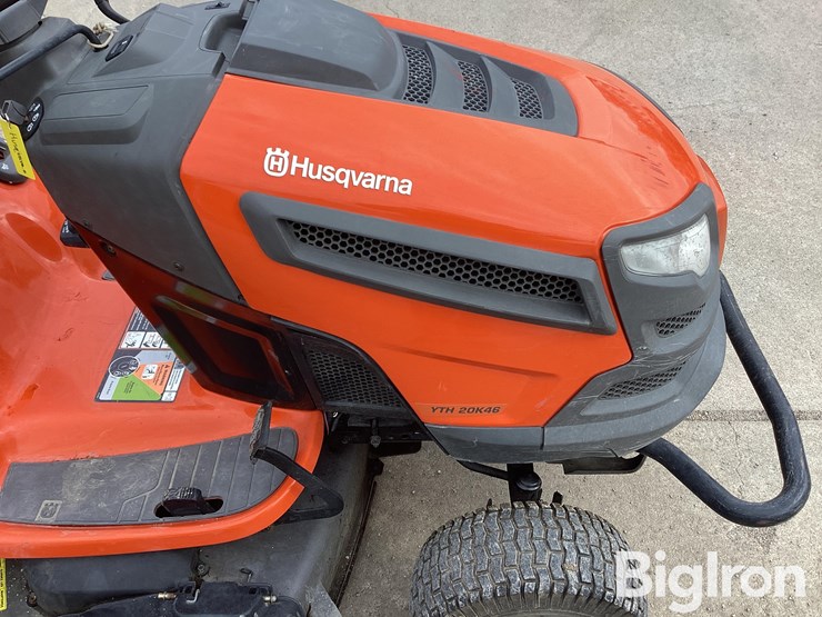 2012-husqvarna-yth20k46-image-17