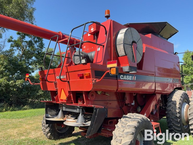2007-case-ih-2588-image-19