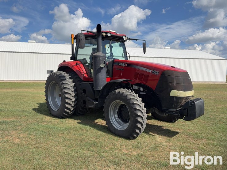 2015-case-ih-magnum-180-image-3