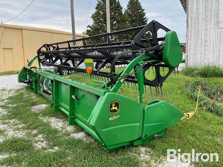 2011-john-deere-625f-image-5