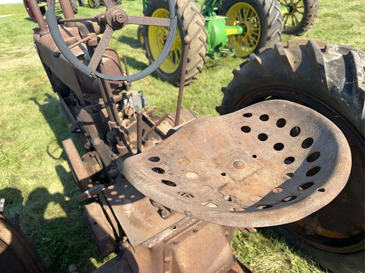 john-deere-b-image-17