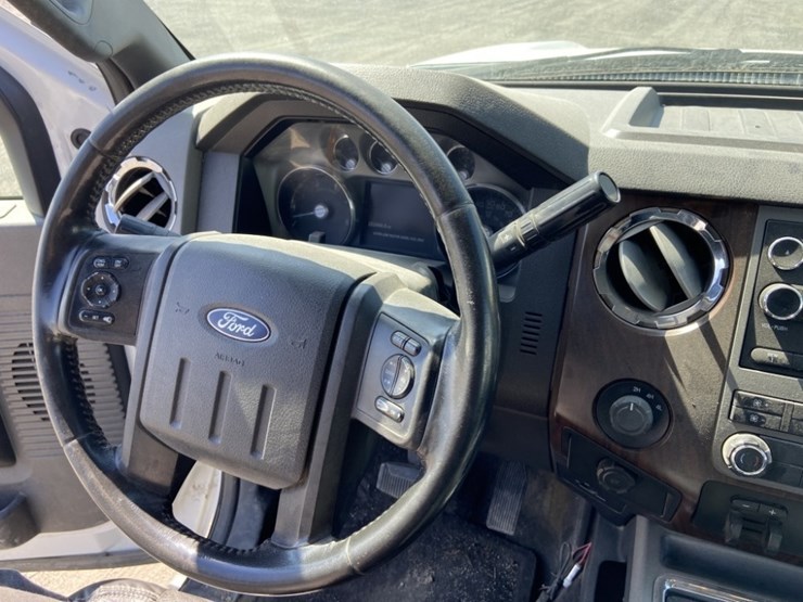 2011-ford-f350-image-19