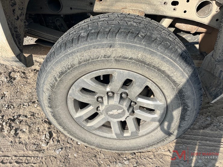2018-chevrolet-2500-image-10