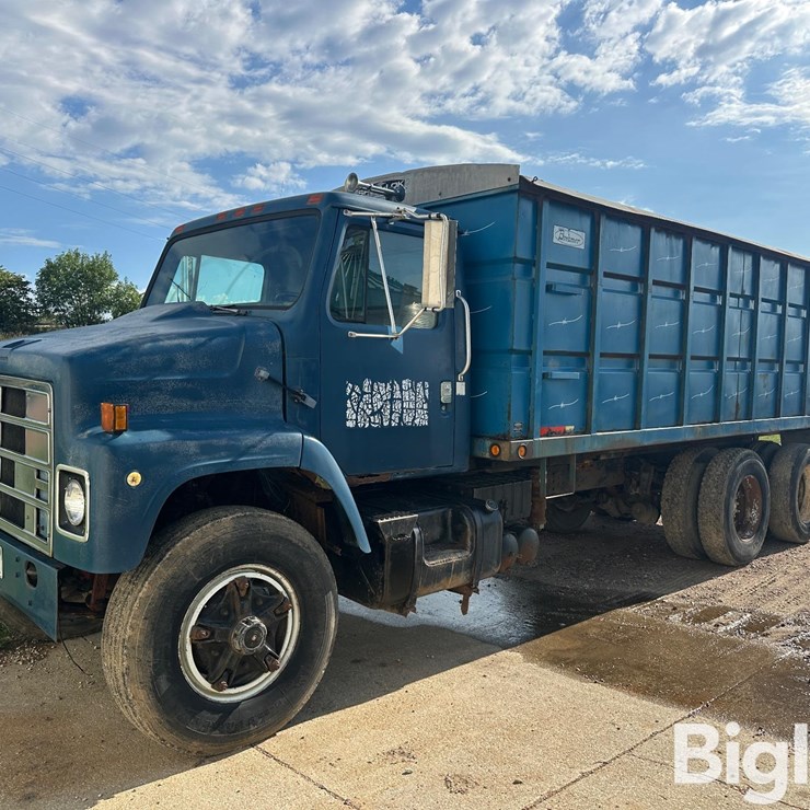 1980 INTERNATIONAL 2155