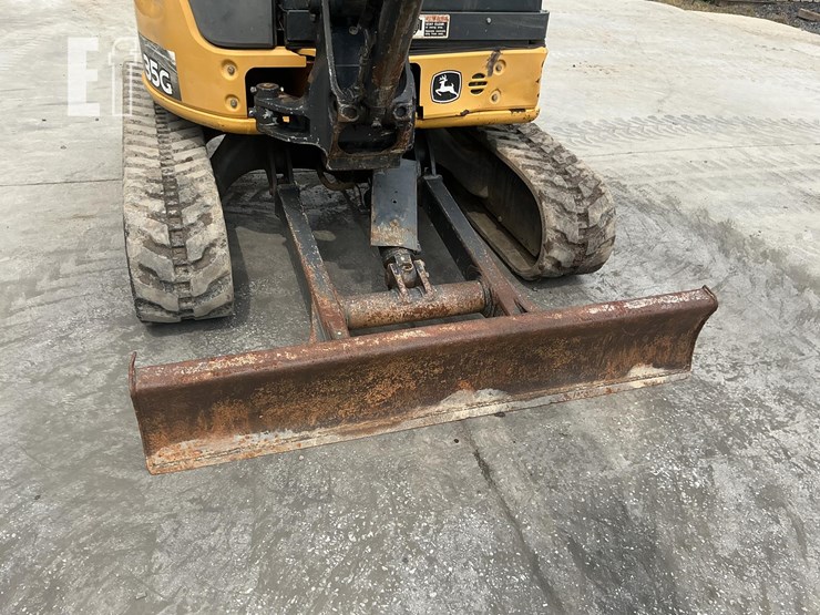 2016-deere-35g-image-12