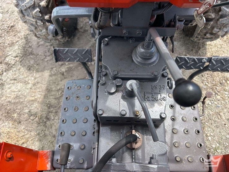 kubota-l2350-image-9