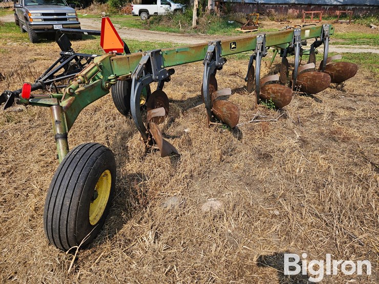 1990-john-deere-2700-image-5