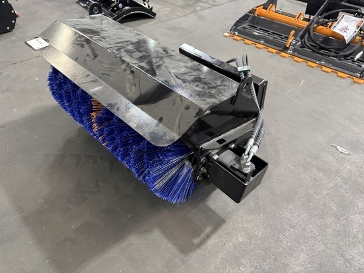 2026-sdlanch-angle-broom-image-2