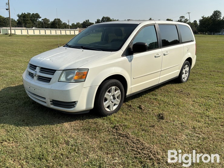 2009-dodge-grand-caravan-se-image-1