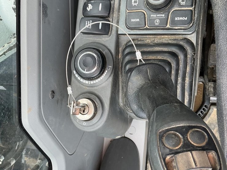 2020-bobcat-e145-image-18