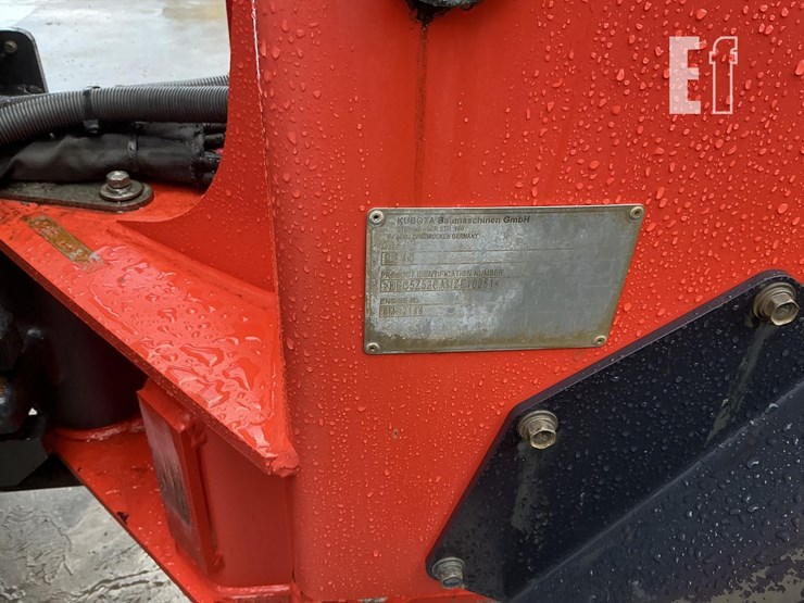 2021-kubota-r540-image-18