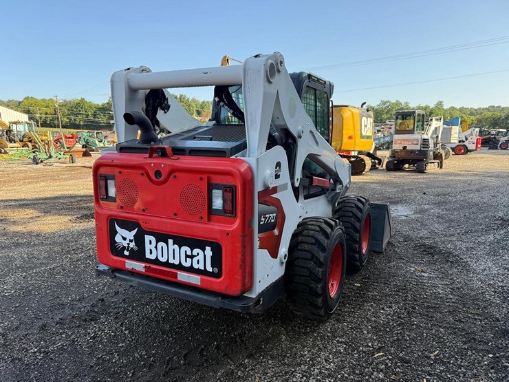 2024-bobcat-s770-image-4