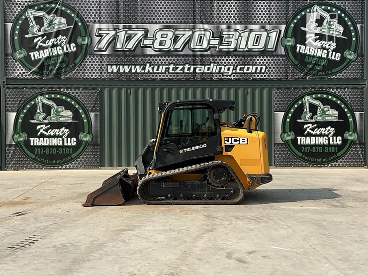 2021-jcb-3ts-8t-image-1