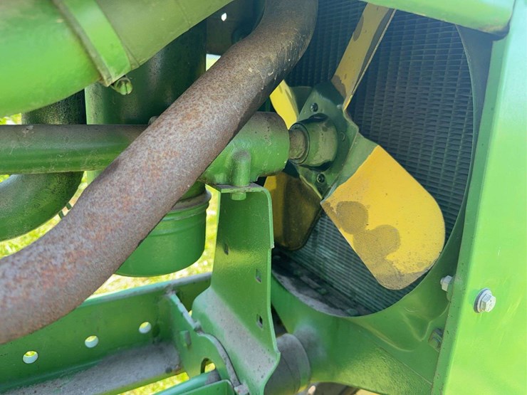 john-deere-b-image-24