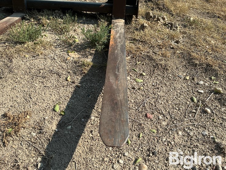 bobcat-pallet-forks-image-18