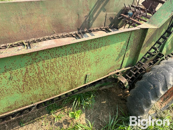 john-deere-11-image-13