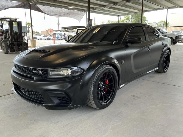 2021-dodge-charger-srt-hellcat-sdn-image-4