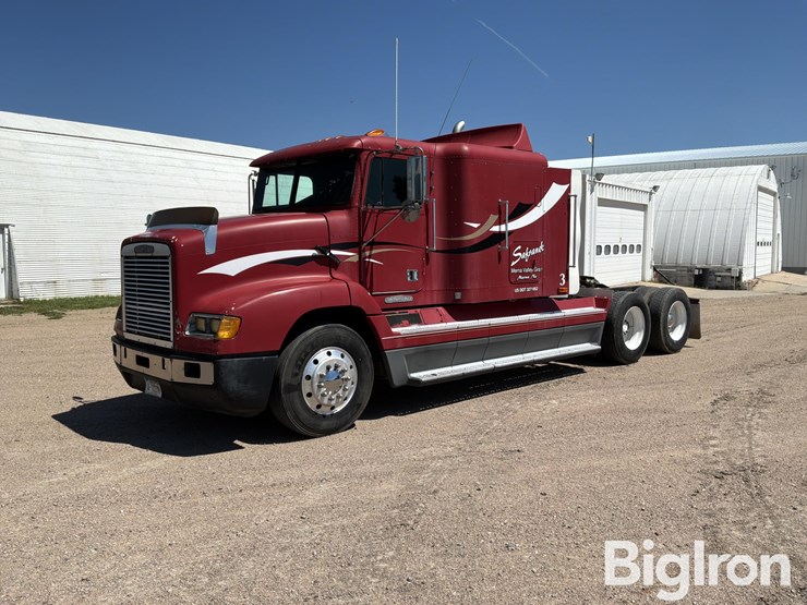 1995-freightliner-fld112-image-1