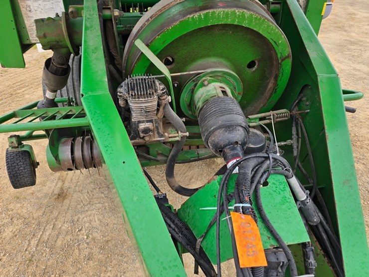 john-deere-100-image-22