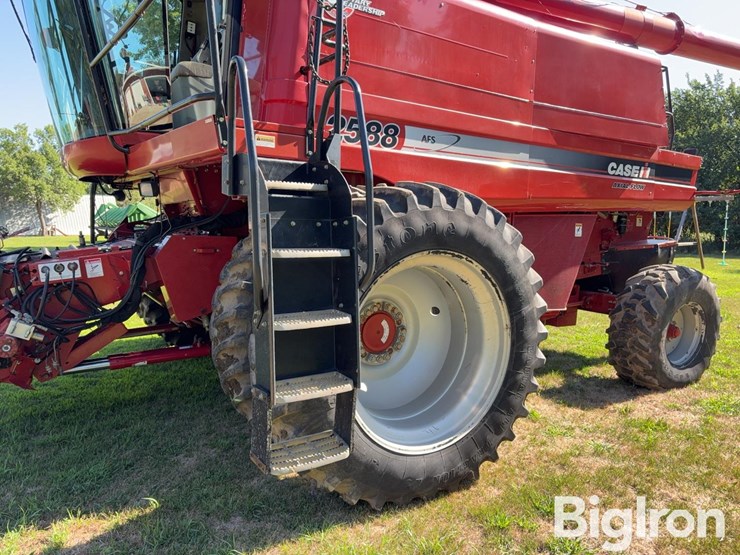 2007-case-ih-2588-image-9