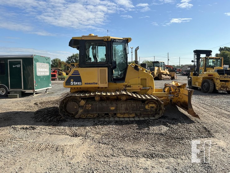 2014-komatsu-d51pxi-22-image-5