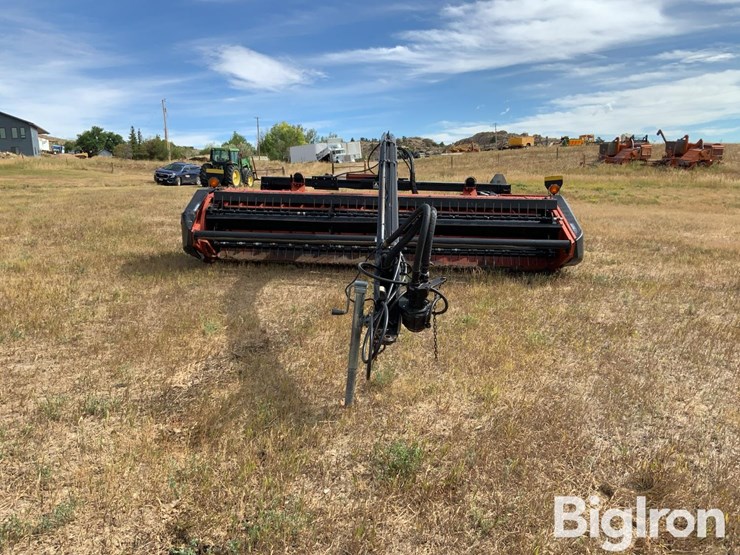 hesston-1270-image-2