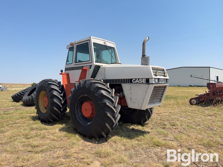 1980-case-4690-4wd-tractor-image-3