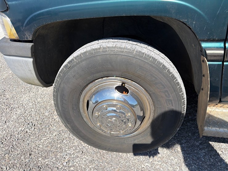 1996-dodge-ram-3500-image-7