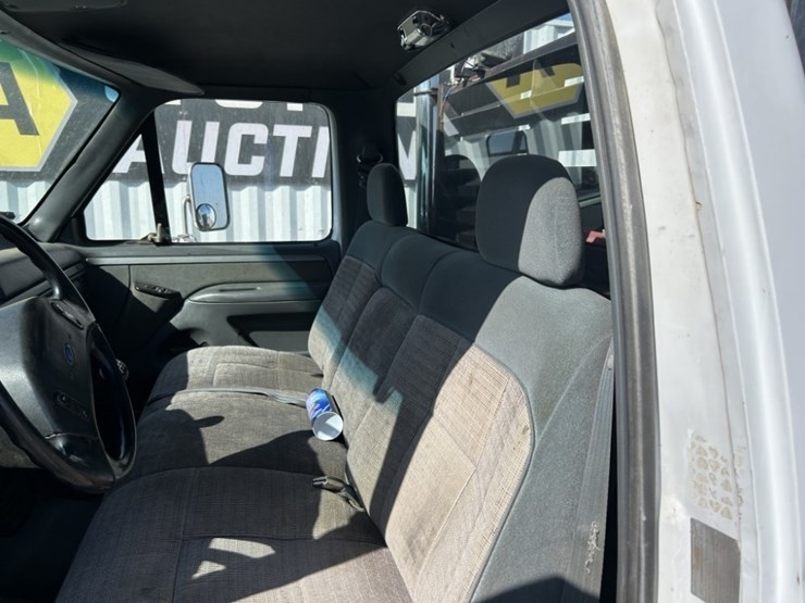 1993-ford-f350-image-18